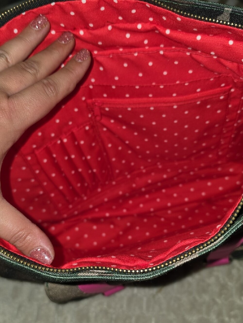 Plunder Camo Laptop Bag with Pink Straps and Rainbow Strap - Picture 2 of 4